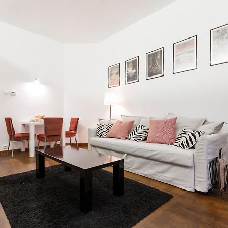 Prague Days - 1Bdr Apt W Netflix - Zizkov Tower المظهر الخارجي الصورة