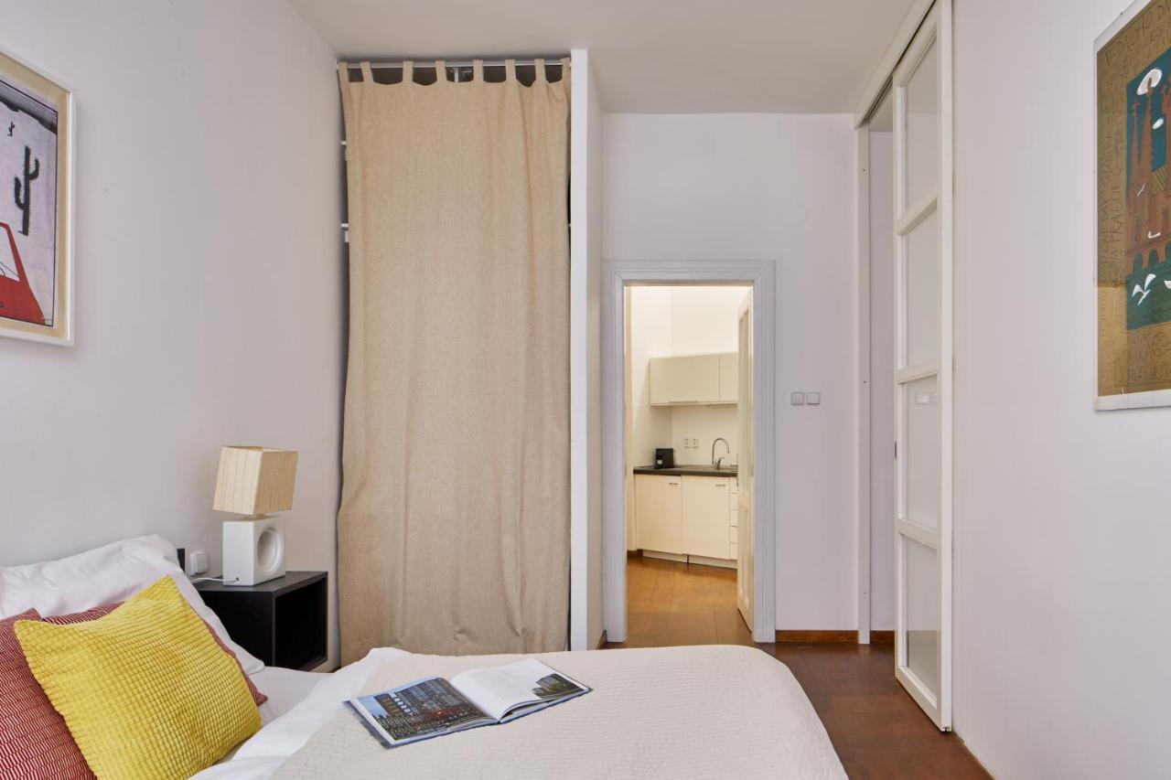 Prague Days - 1Bdr Apt W Netflix - Zizkov Tower المظهر الخارجي الصورة